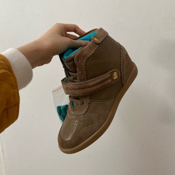 Pastry Dutchess Pie Taupe - Picture 4 of 7